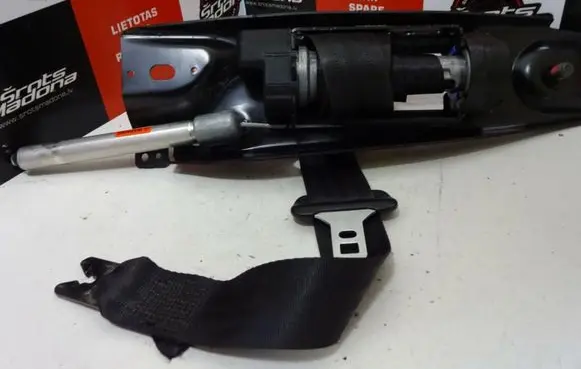 Volvo S80 Front seatbelt 39856175