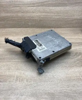 Toyota Yaris Engine control unit/module ECU 8966152065 2110007215