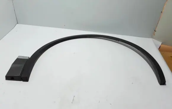 Volkswagen Touareg III Fender trim (molding) 760853718A