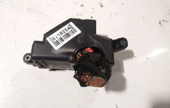 Audi A3 S3 8P Fuse box set 13110300298