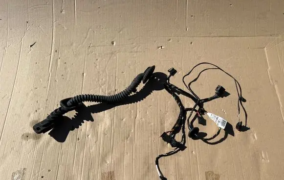 Volkswagen Touareg II Engine installation wiring loom 