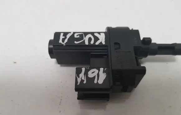 Clutch pedal sensor