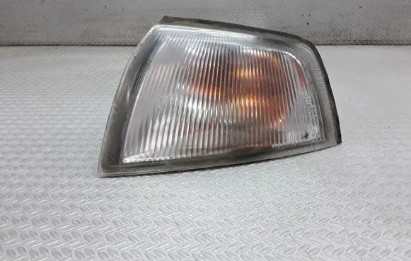 Mitsubishi Colt Front indicator light 21087148