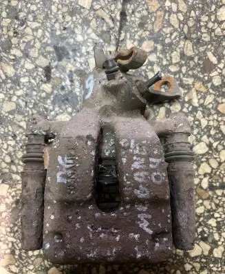 Renault Megane III Rear brake caliper