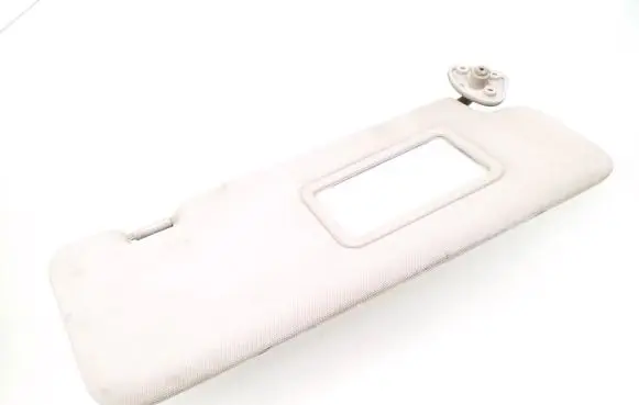 SsangYong Kyron Sun visor