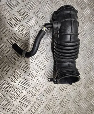 KIA Rio Air intake hose/pipe 28140H8200