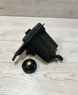 BMW 5 GT F07 Coolant expansion tank/reservoir 7601949