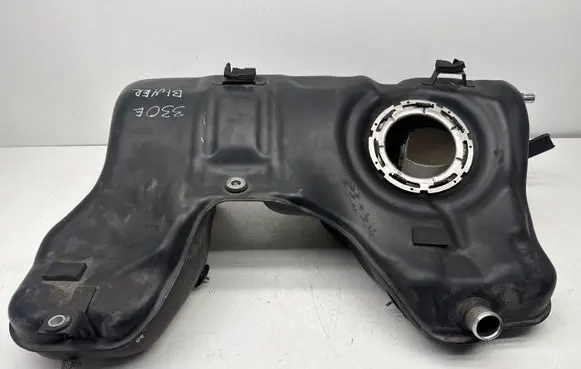 BMW 3 F30 F35 F31 Fuel tank 241318
