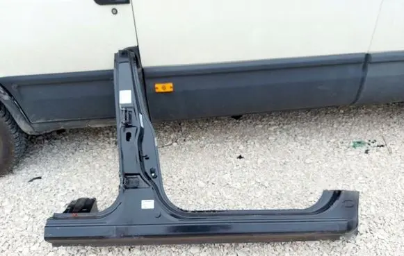 Nissan Qashqai Sill