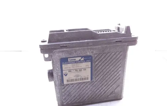 Renault Scenic I Engine control unit/module 7700868189 7700105605