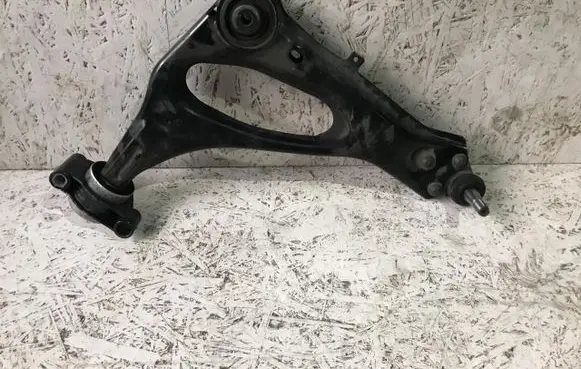 Mercedes-Benz Vito Viano W447 Front control arm A4473303500