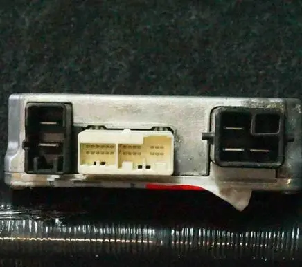 Toyota RAV 4 (XA30) Other devices 8965042060