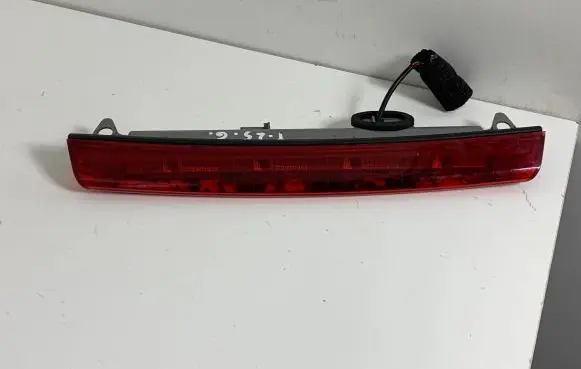 Toyota Avensis T250 Third/center stoplight