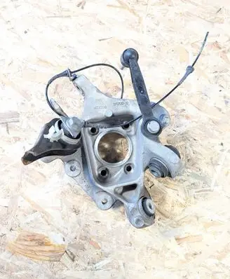 BMW X3 G01 Rear wheel hub 11577210 6871030