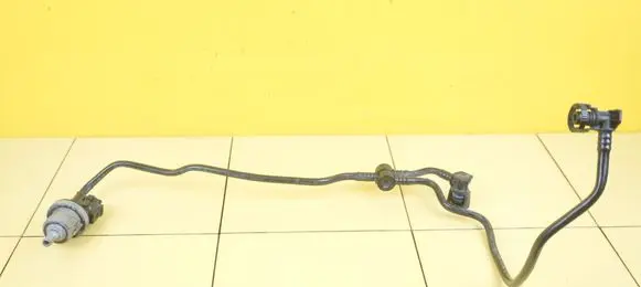 Volkswagen Golf VII Valve vacuum 04E133366BE CXS