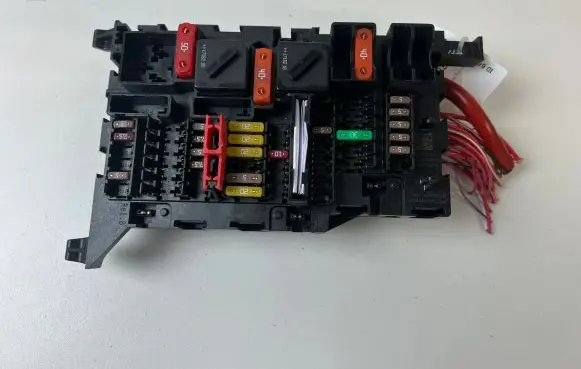 Mini One - Cooper F56 F55 Fuse module 9360501