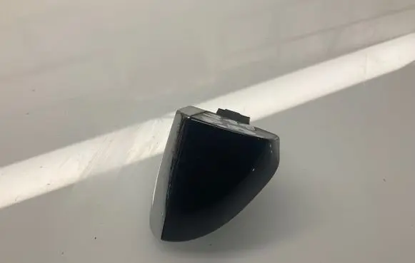 Mercedes-Benz E W211 Front door handle cover 