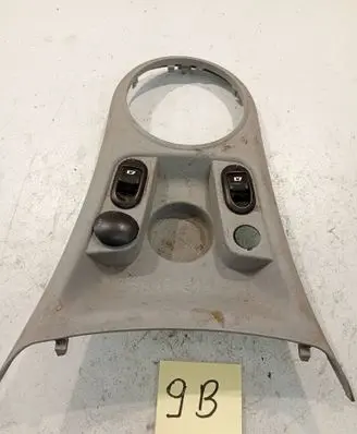 Citroen C3 Gear shifter surround trim plastic 9637999777