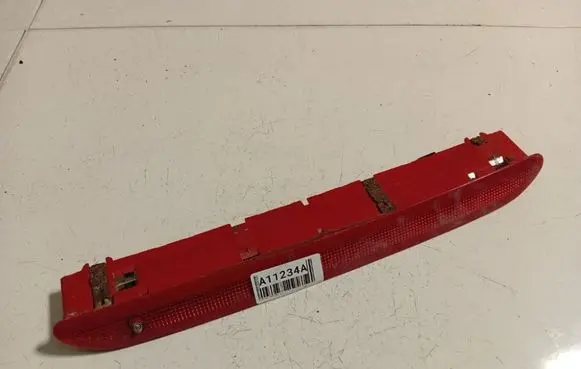 Volkswagen Cross Polo Third/center stoplight 5K0945087B