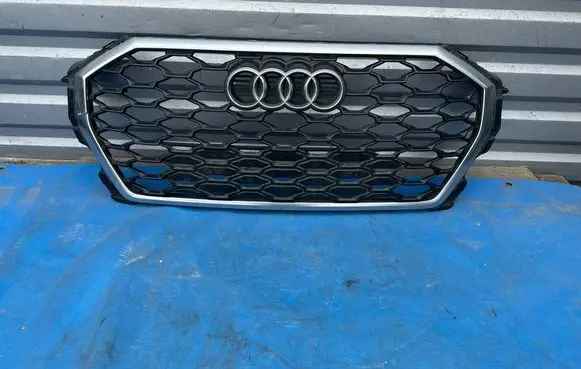 Audi Q3 F3 Front bumper upper radiator grill 83F853651 83F853651A