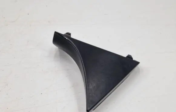 Mini One - Cooper F56 F55 Tailgate trim 7359162 18008610