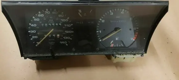 Volkswagen Scirocco Speedometer (instrument cluster) 535919035BS 191919059 MPH