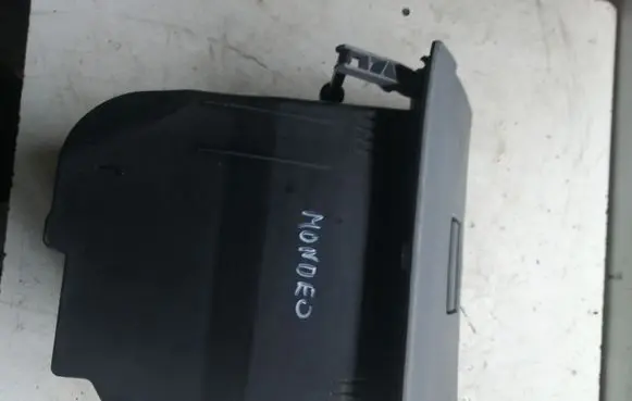 Ford Mondeo MK IV Glove box set 7S71A06010
