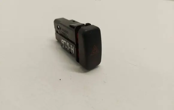 Mazda 626 Hazard light switch 153132