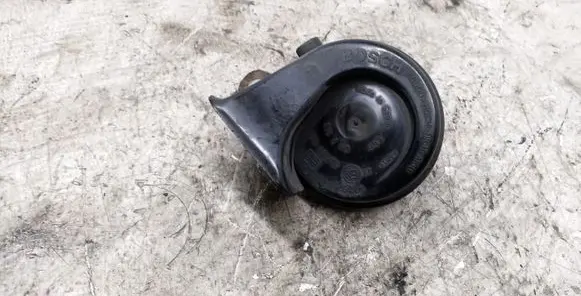 BMW 5 E39 Horn signal 703881157