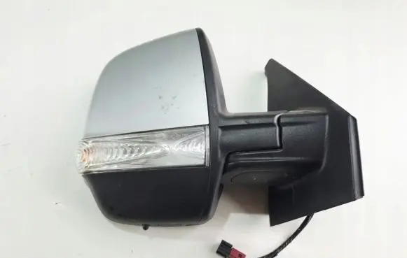 Opel Combo D Front door electric wing mirror
