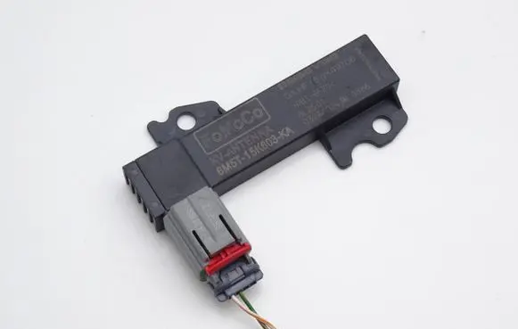 Ford Mondeo MK IV Aerial antenna amplifier 8M5T15K603KA