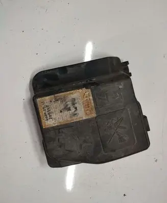 Dacia Lodgy Fuse box cover 243825499R