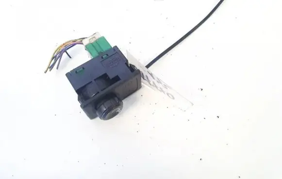 Nissan Primera Wing mirror switch