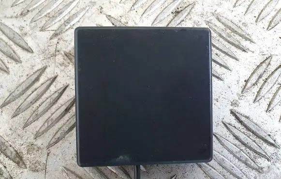 Renault Captur II Aerial GPS antenna 282120588R