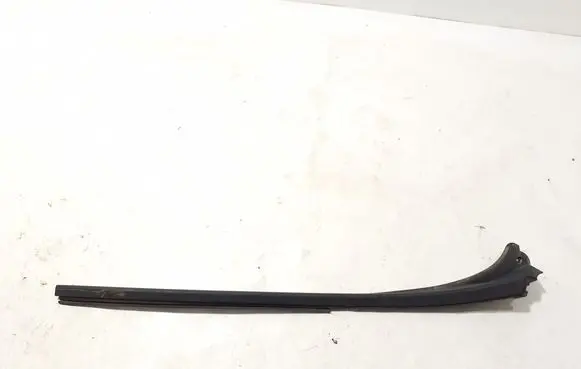 Renault Trafic III (X82) Windshield trim 727608750R