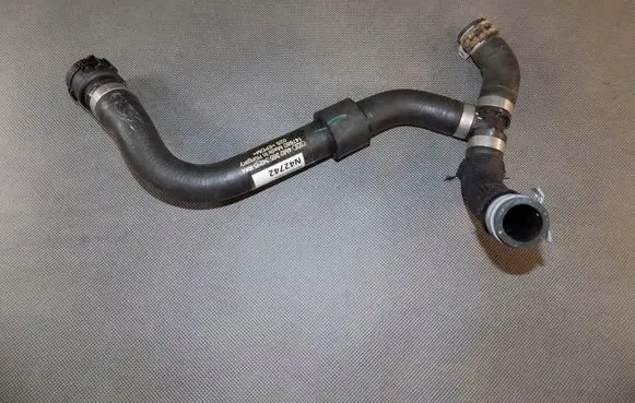 Audi Q7 4M Engine coolant pipe/hose 4M0265347D