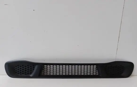 Smart ForTwo II Front bumper lower grill 4518880423