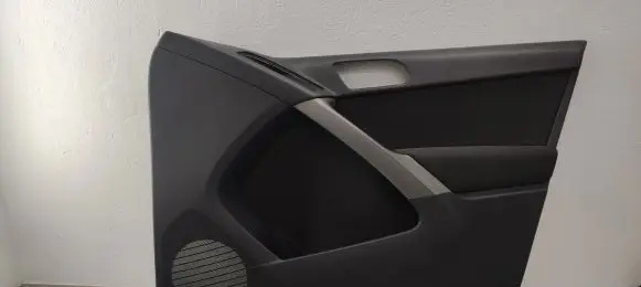 Volkswagen Tiguan Front door card panel trim 5N0867212