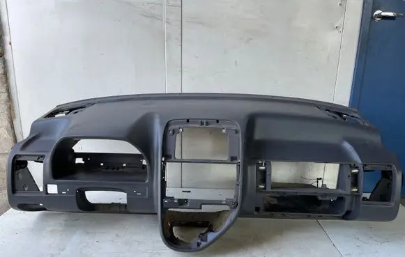 Mercedes-Benz Vito Viano W638 Dashboard