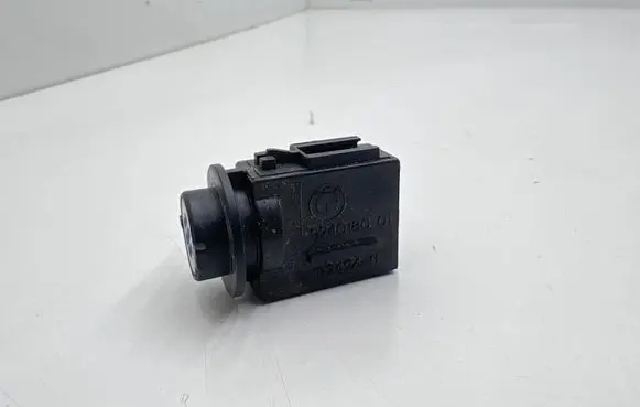 BMW 4 F32 F33 Air quality sensor 9240180