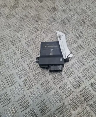 Audi A6 S6 C6 4F Gateway control module 4F0907468D