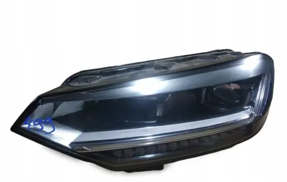 Volkswagen Touran III Headlight/headlamp