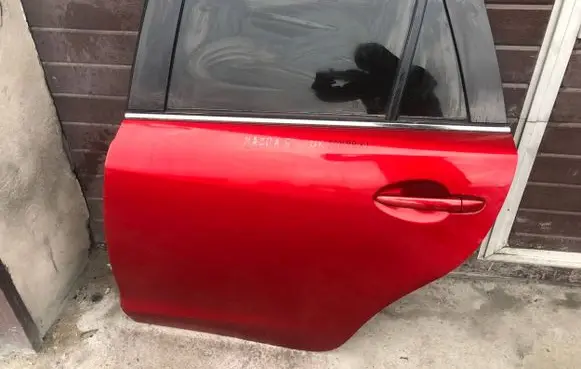 Mazda 6 Rear door