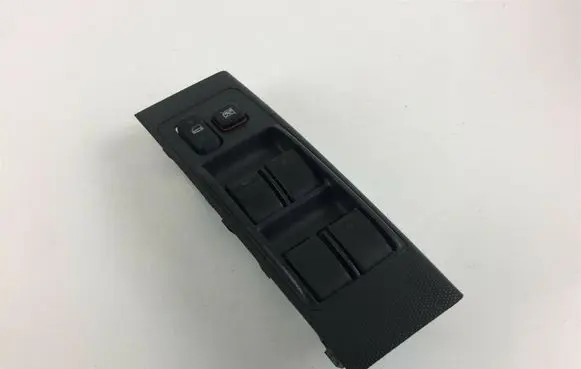 Toyota Corolla E120 E130 Electric window control switch 848200F030 W2209