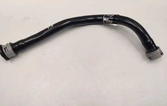 Ford F150 Intercooler hose/pipe ML3E9J478AD ML3Z9J478B