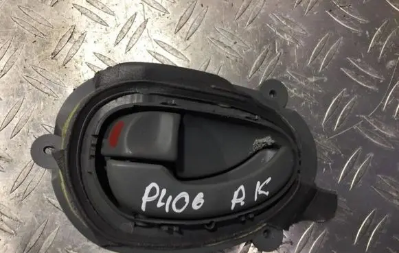 Peugeot 406 Front door interior handle