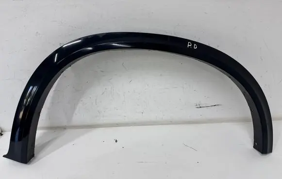 BMW X5 E70 Front arch 