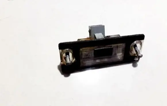 Audi A3 S3 8L Number plate light 8d9943021