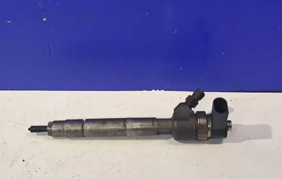 Mercedes-Benz E W211 Fuel injector A6480700187 04451101564