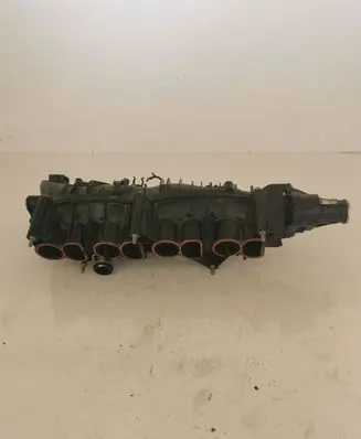 BMW X3 E83 Intake manifold 7797384